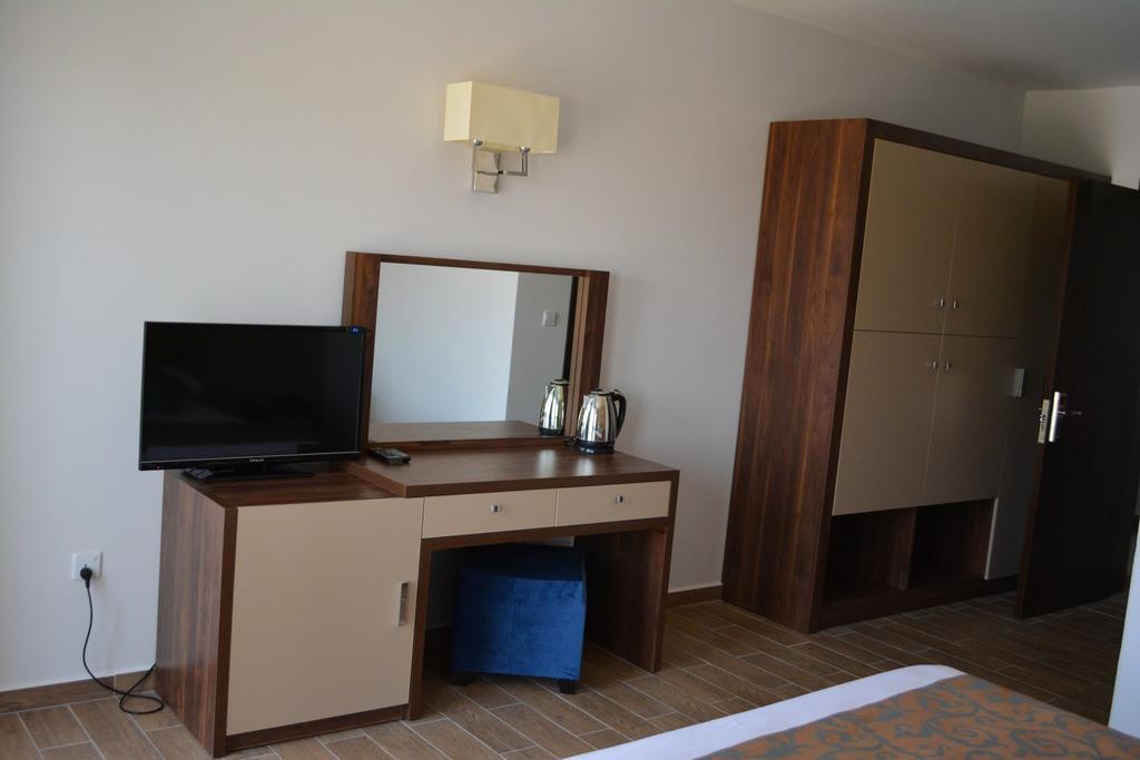 Club Simena Hotel Vasilia Ngoại thất bức ảnh